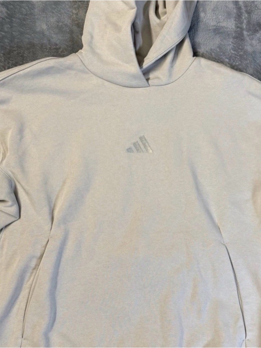 adidas Light Gray Men’s Pullover Hoodie with Minimal Logo
